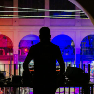 Luca Calla Dj cena cantata